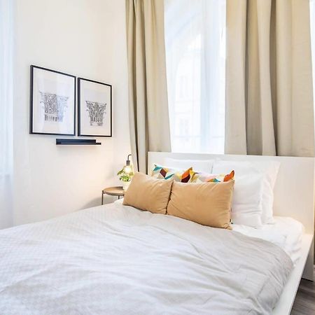 Extra Central Mini Studio - Lively Neighborhood Budapest Exterior photo